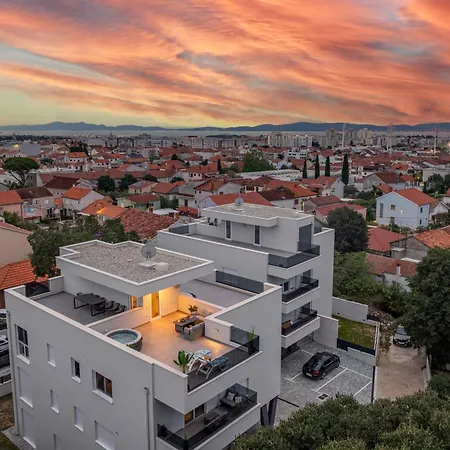 Apartamento Deluxe Anelle With Jacuzzi Zadar