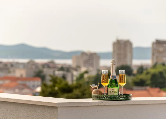 Apartament Deluxe Anelle With Jacuzzi