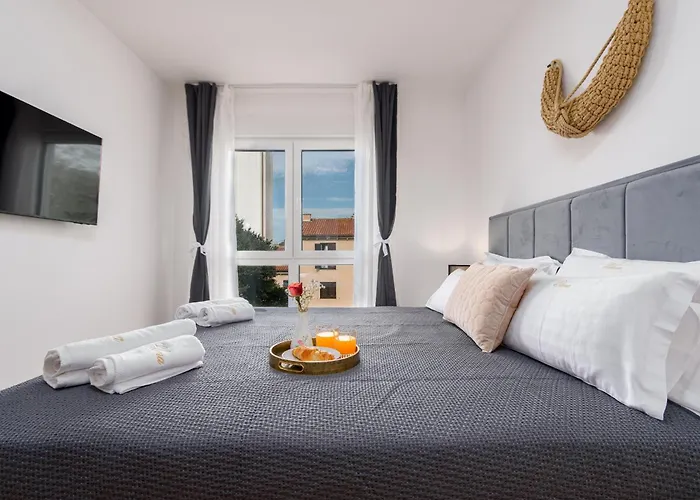Deluxe Anelle With Jacuzzi Apartamento Zadar